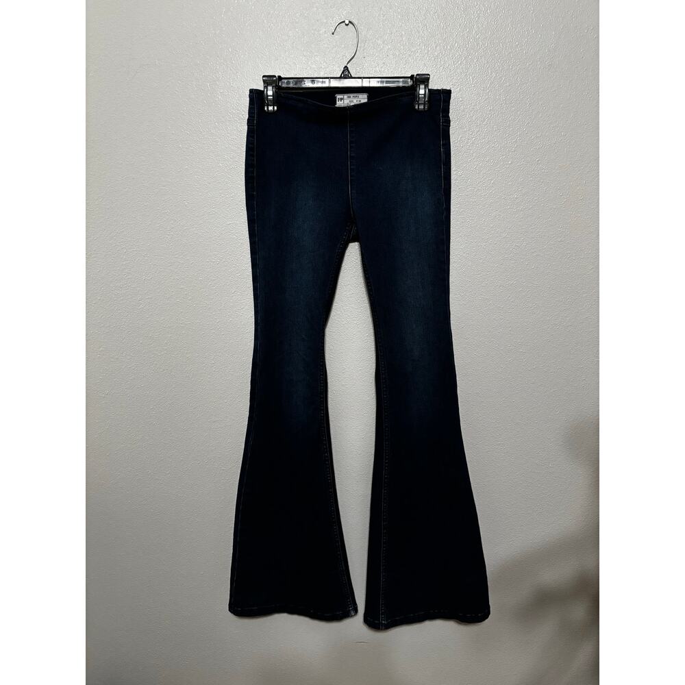 FREE PEOPLE Elastic Waist Flare Jeans Size 26